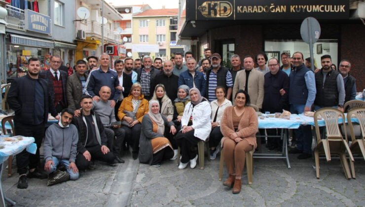 161 SOKAKTA İFTAR GELENEĞİ DEVAM ETTİ