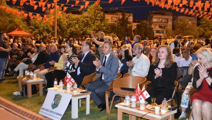 KEMALPAŞA’DA GÜRCÜ DOSTLUK GECESİ DÜZENLENDİ