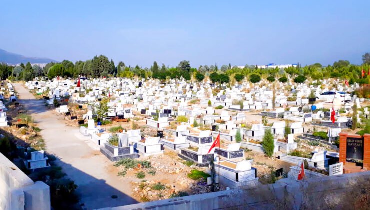 BÜYÜKŞEHİR’DEN MEZARLIK AÇIKLAMASI