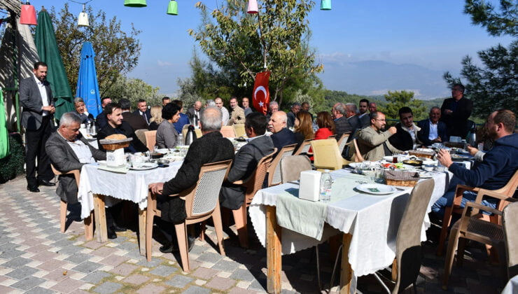 ZİRAAT ODASI MUHTARLARI AĞIRLADI