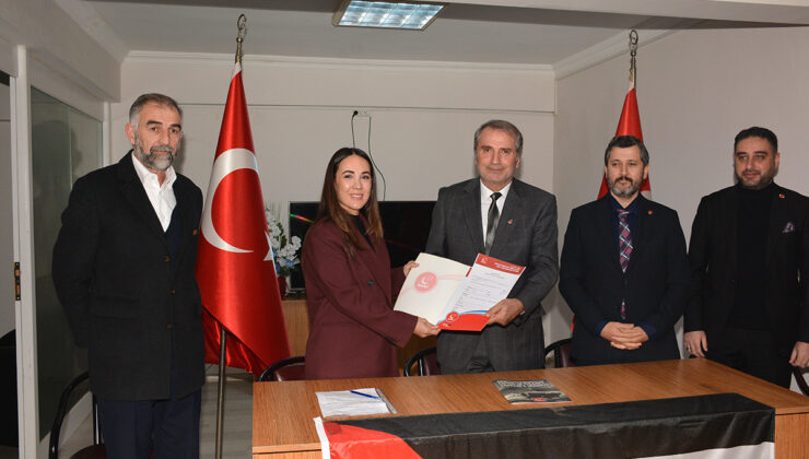 AV. GAMZE YILDIZ, SAADET PARTİSİ’NDEN BELEDİYE BAŞKAN ADAYLIĞI BAŞVURUSU YAPTI