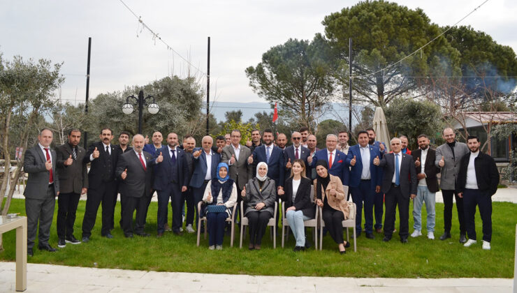 YENİDEN REFAH MOTİVASYON KAHVALTISINDA BULUŞTU