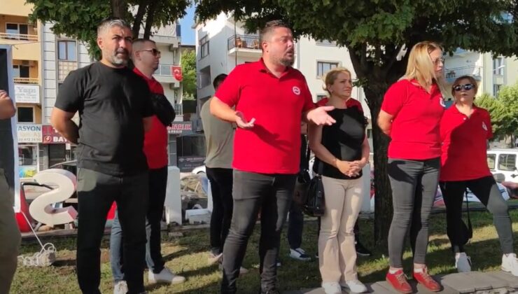 KEMALPAŞA BELEDİYESİ’NDEN ÇIKARILAN İŞÇİLER BELEDİYE ÖNÜNDE EYLEM YAPTI