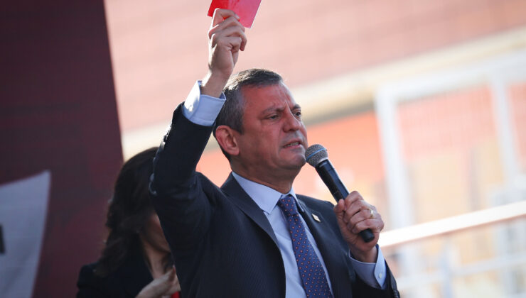 CHP LİDERİ ÖZEL: SEÇİM GELENE KADAR BUNDAN SONRA KIRMIZI KARTIMIZLA SEÇİM İSTİYORUZ