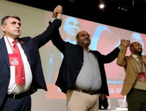 Ahmet Yılmaz yeniden ilçe başkanı seçildi.