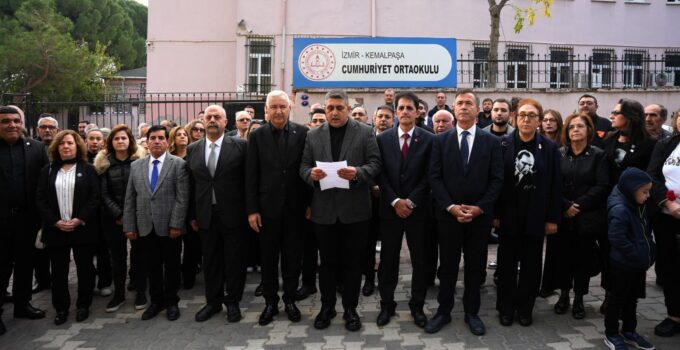 CHP KEMALPAŞA’DAN MEB’E 10 KASIM TEPKİSİ